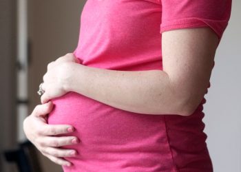 FDA considers warning about antidepressants during pregnancy