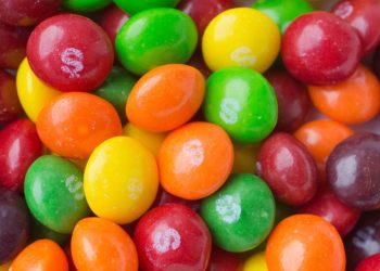 Not all brands are onboard with ditching synthetic dyes
