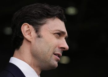 Ossoff accuses Trump of ‘campaign to destroy the CDC’ as agency leaders leave