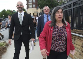 Former CDC officials point fingers at Kennedy, Trump administration amid shakeup