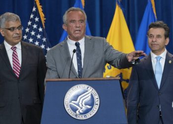 CDC to fund study on debunked link between vaccines and autism