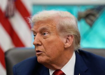 Conservative leaders urge Trump to let healthcare tax credits expire