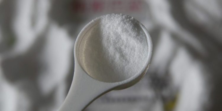 Artificial sweeteners may hasten cognitive decline, study suggests