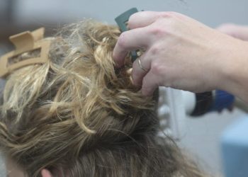 Lice concerns rise as kids return to school. What can parents do?