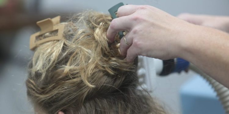 Lice concerns rise as kids return to school. What can parents do?