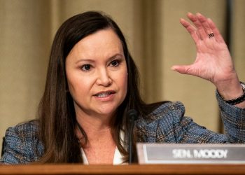 GOP senators attack ‘anti-Trump’ attorneys working for fired CDC director