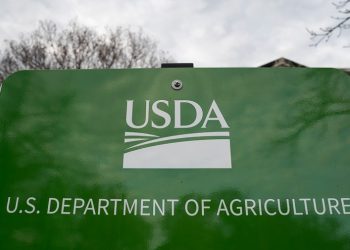 Trump administration halts government hunger report