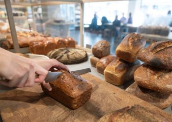 Should you be gluten-free if you don’t have celiac disease?