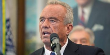 Chris Matthews: RFK Jr. actions ‘not logical’