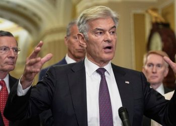 Trump administration ‘willing to look at all options’ on health care: Oz