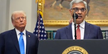 Minority health researchers walk tightrope amid NIH funding cuts