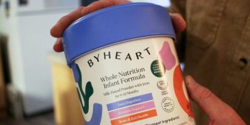 FDA warns major retailers over recalled baby formula sales