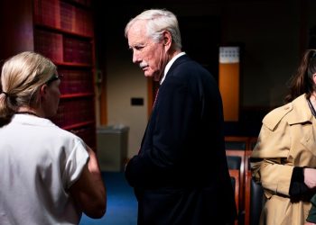 GOP blocks measure to reverse RFK move on HHS transparency, public comments