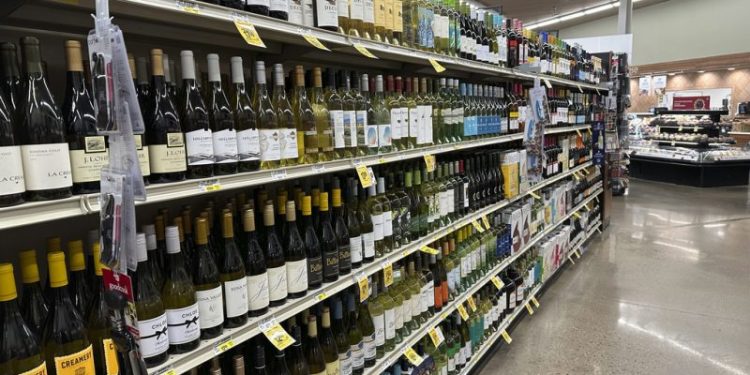 US has new alcohol guidelines: How much is healthy to drink?