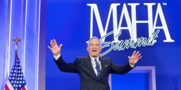 In farm bill, GOP takes another swing at pesticide protections loathed by MAHA