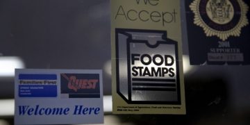 Food stamp recipients sue USDA over restrictions on candy, energy drinks