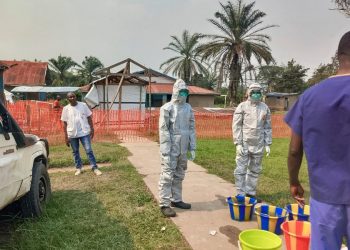 US bans foreign travelers from Ebola-impacted nations