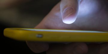 HHS warns of children’s screen time use, citing impact on sleep, mental health