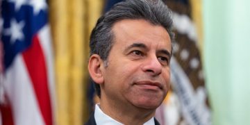 Marty Makary’s tenure as head of FDA ends with ‘difficulty’