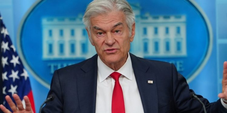 Oz addresses questions about Trump’s frequent visits to doctor: It’s ‘a routine, regular exam’