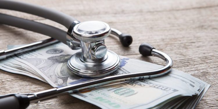 Retirees may need $185K for healthcare, Fidelity estimates