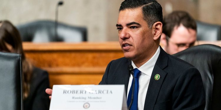 Top Democrat calls on Taylor Farms to provide information on Trump administration cyclospora communications