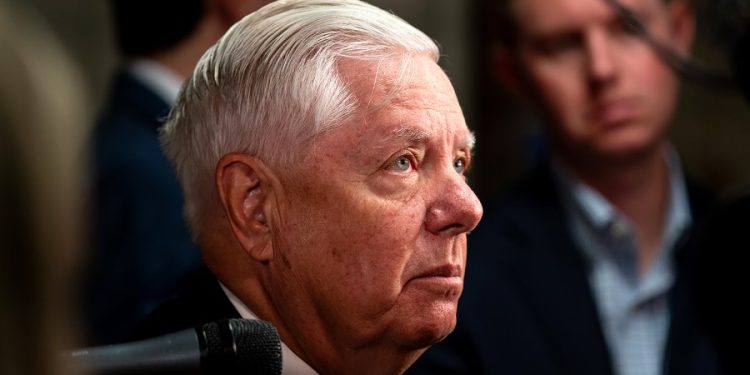 Preliminary findings reveal Graham died of “aortic dissection”: Medical examiner
