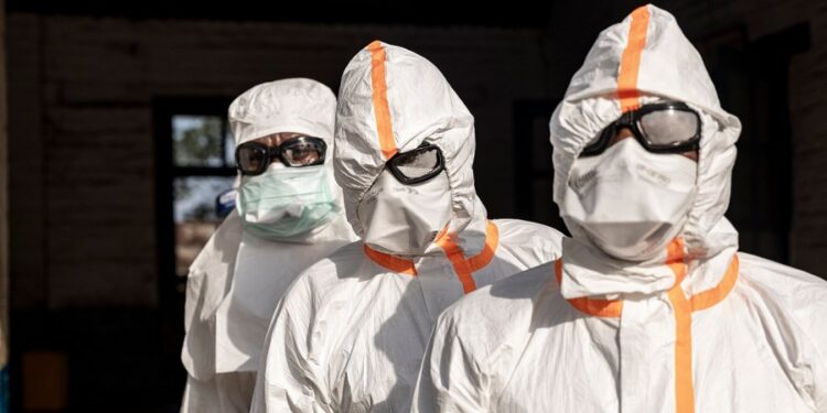 Ebola deaths top 1,700 in eastern Congo