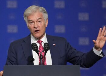 Trump administration finalizes rule restricting trans healthcare for minors on Medicaid