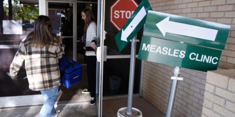 Pennsylvania surpasses 900 measles cases