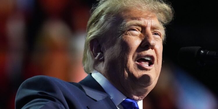 Trump pledges $500 ObamaCare rebate checks