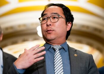 Kim introduces bill to eliminate long waiting periods for disability benefits