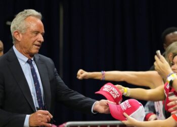 RFK Jr. extends MAHA push to hospital food
