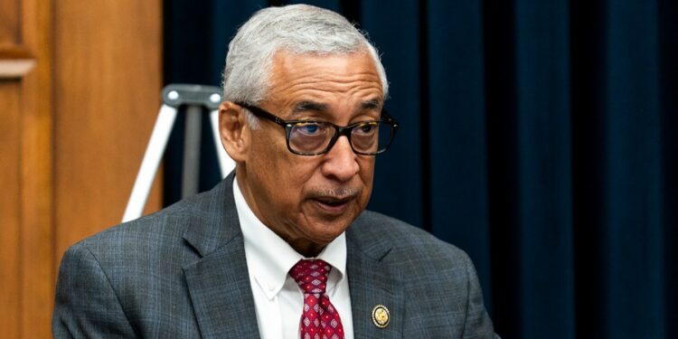 House Dem seeks IG investigation of HHS claims in DOGE lawsuits